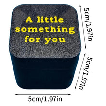 Spoof Middle Finger In The Box Funny Novelty Prank Gifts Surprise Gift Pop Up Box Toys For Men Christmas Creative Funny Gifts